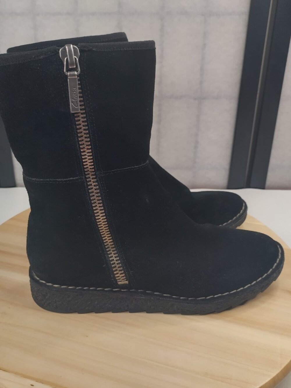 Clarks Black Suede Midcalf Boots w/ Lining Zipper Women US 7M